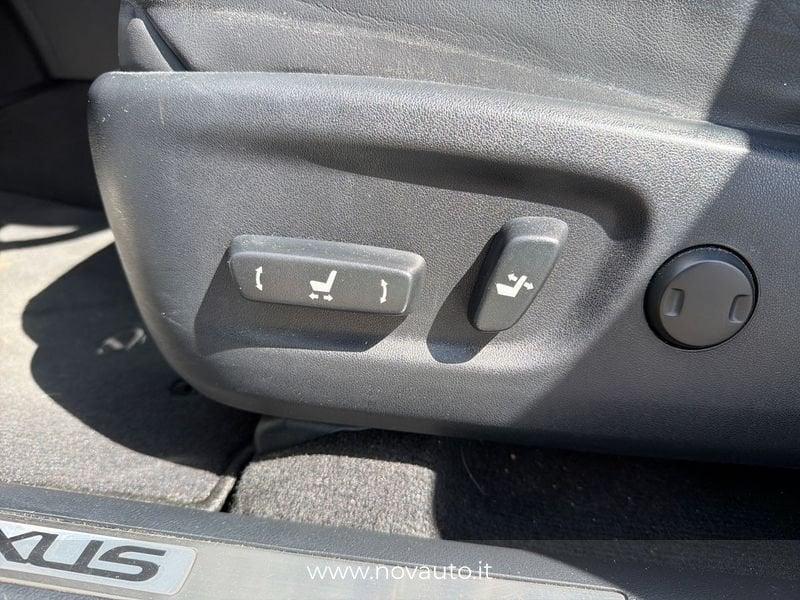 Lexus NX NX 300h 2.5 F Sport 4wd cvt