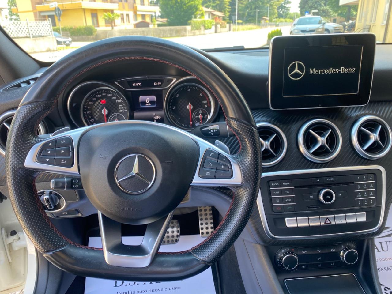 Mercedes-benz A 200 d Automatic Premium AMG