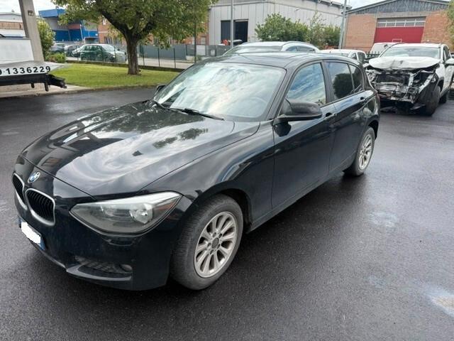 Bmw 118 118d 5p. Unique -MOTORE ROTTO