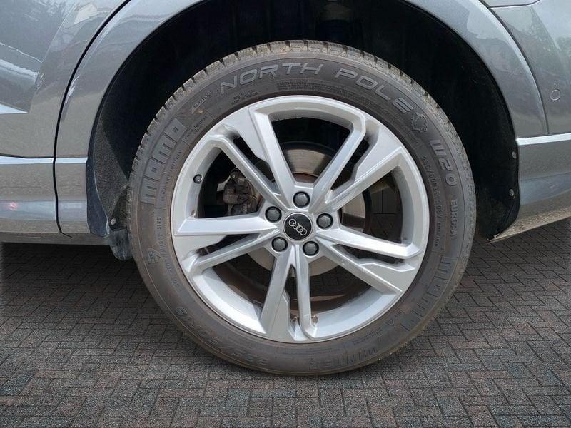 Audi Q3 Sportback 35 2.0 tdi S line edition s-tronic