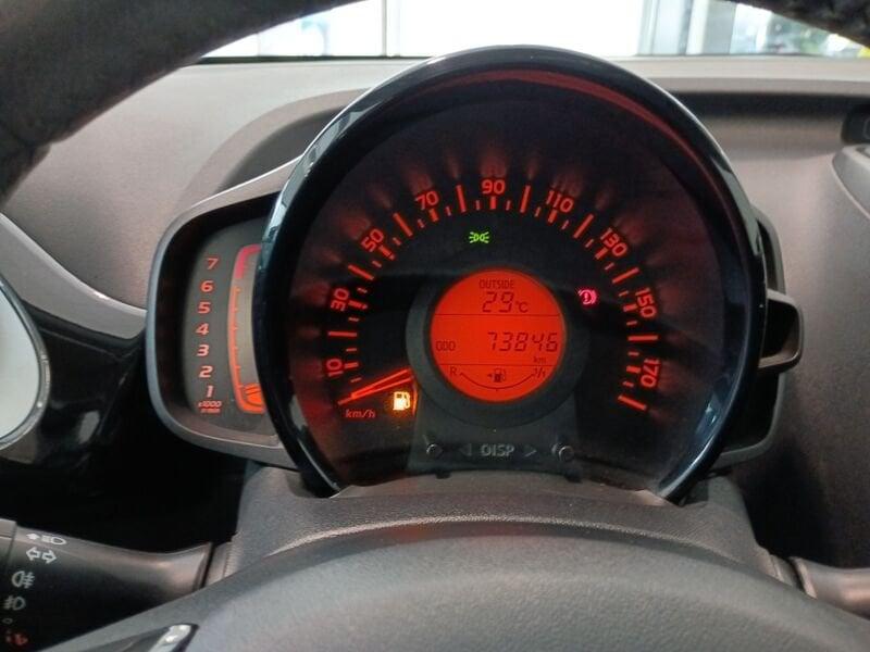 Toyota Aygo 1.0 VVT-i x-clusiv