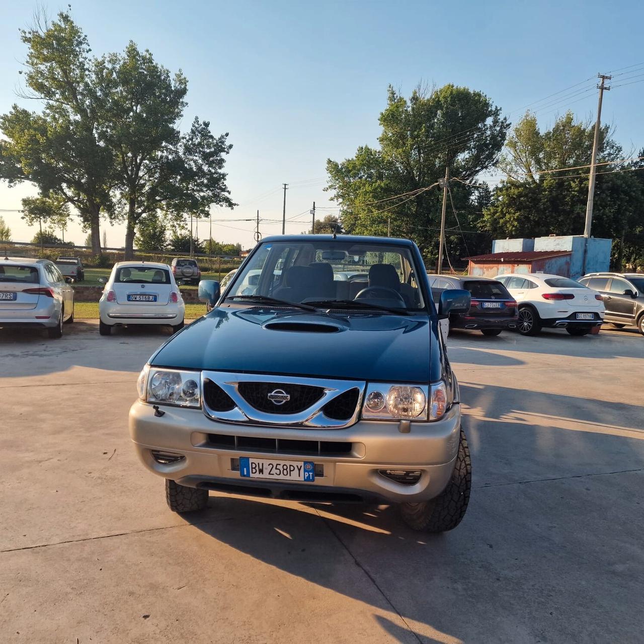 Nissan Terrano II 2.7 Tdi 3 porte Anniversary GANCIO E CARRELLO AUTOCARRO 5 POSTI
