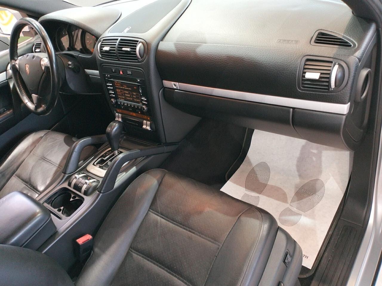 Porsche Cayenne 3.0 tdi V6 tiptronic dpf