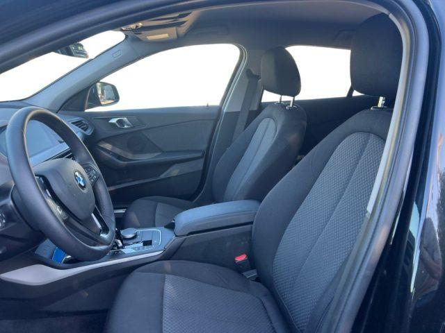 BMW 118 i 5p. Business Advantage