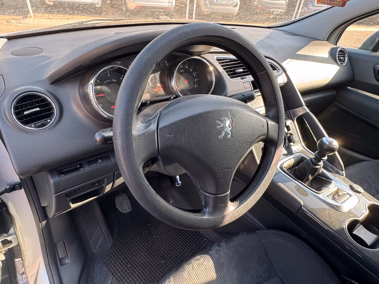 PEUGEOT 3008 1.6 HDI 112 CV. ACTIVE E5