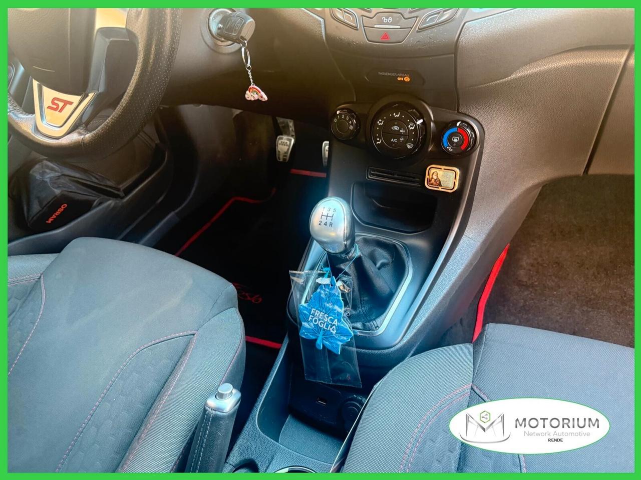 Ford Fiesta 1.5 TDCi 75CV 5 porte ST-Line 01/2017