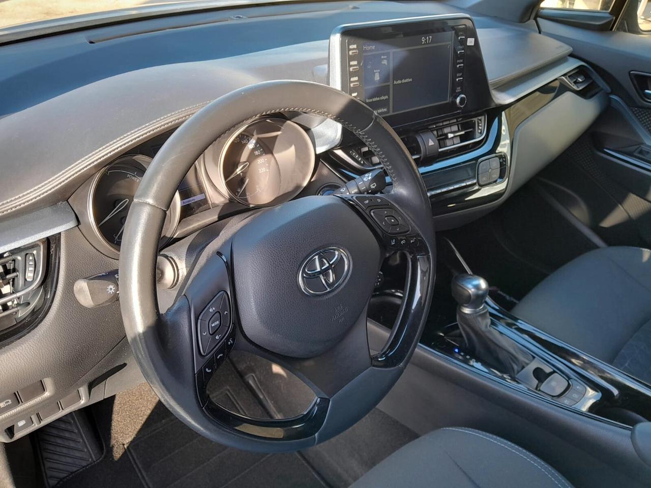 Toyota C-HR 1.8 Hybrid E-CVT Trend