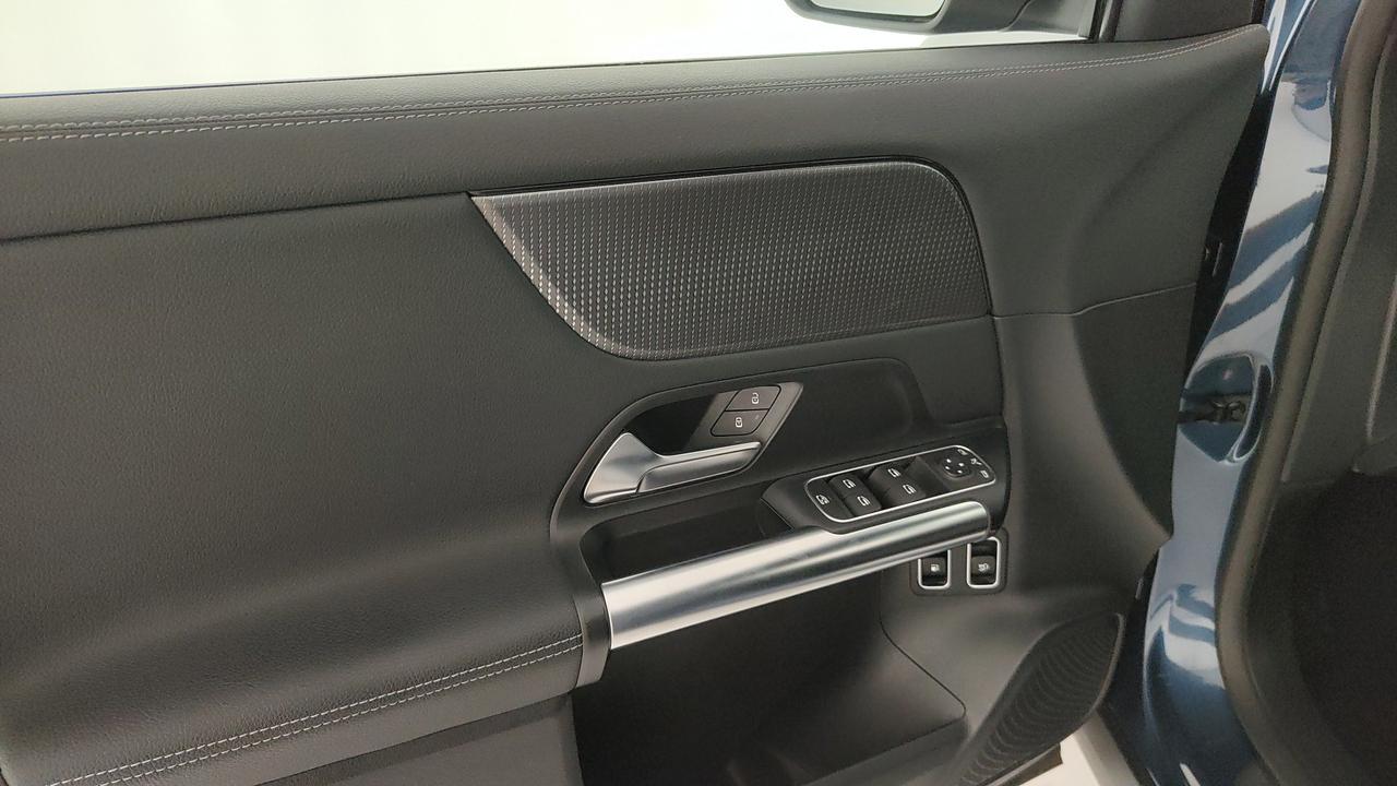 Mercedes-Benz GLA 250 e phev (eq-power) Sport Plus auto