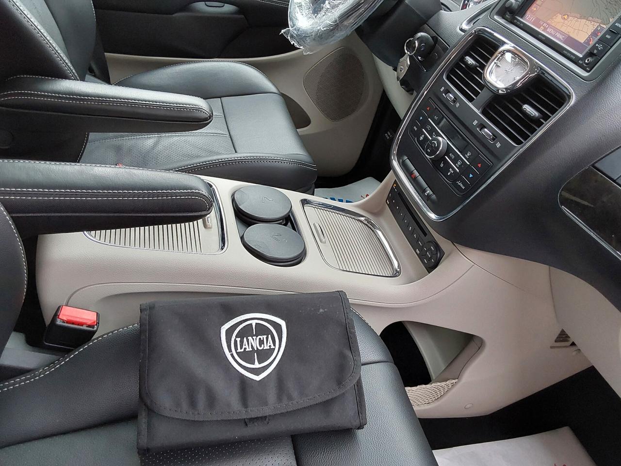 Lancia Voyager 2.8 D. 163 CV PLATINIUM PLUS KM 7.700