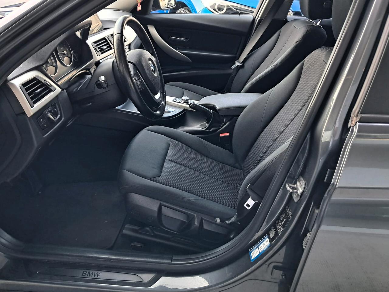 Bmw 318 318d Touring Business Advantage aut.