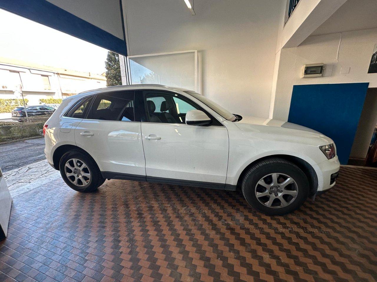 Audi Q5 2.0 tdi quattro 143cv dpf