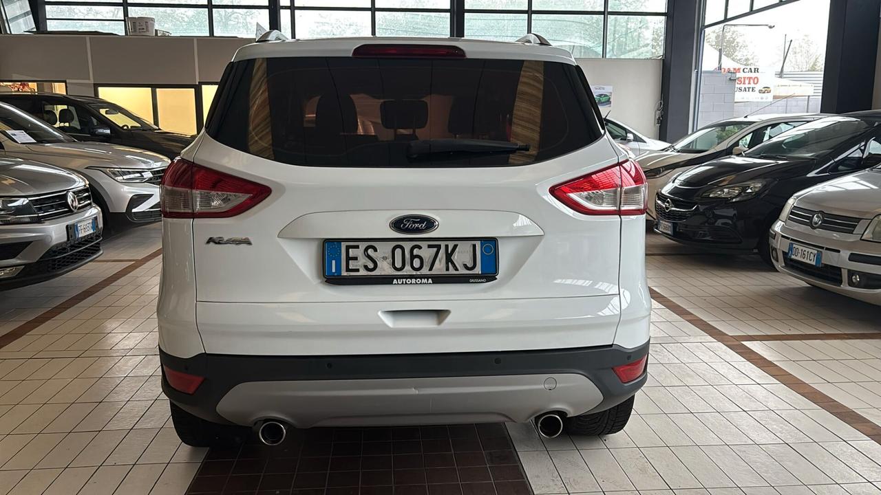 Ford Kuga 2.0 TDCI 140 CV 4WD Powershift