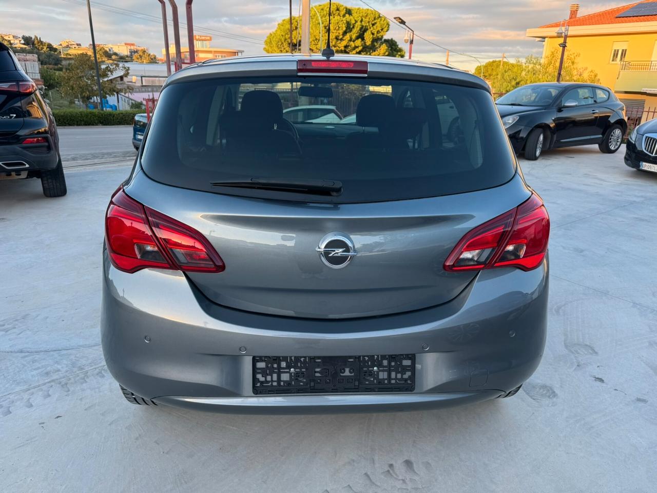 Opel Corsa 1.2 5 porte Advance