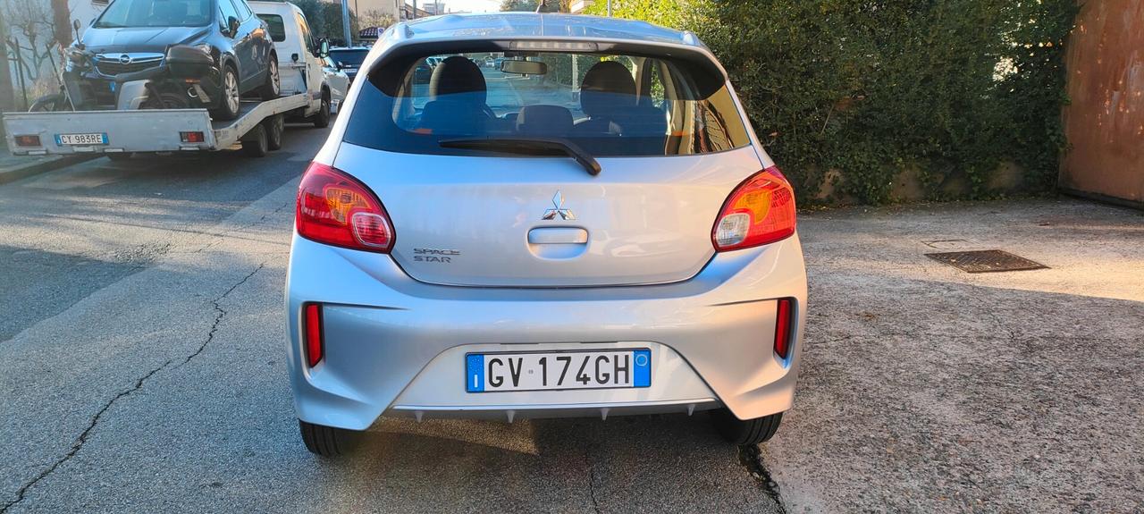 Mitsubishi Space Star 1.2 Invite SDA