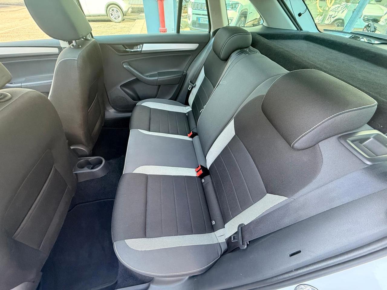 Skoda Rapid Spaceback 1.6 TDI 115 CV Design Edition