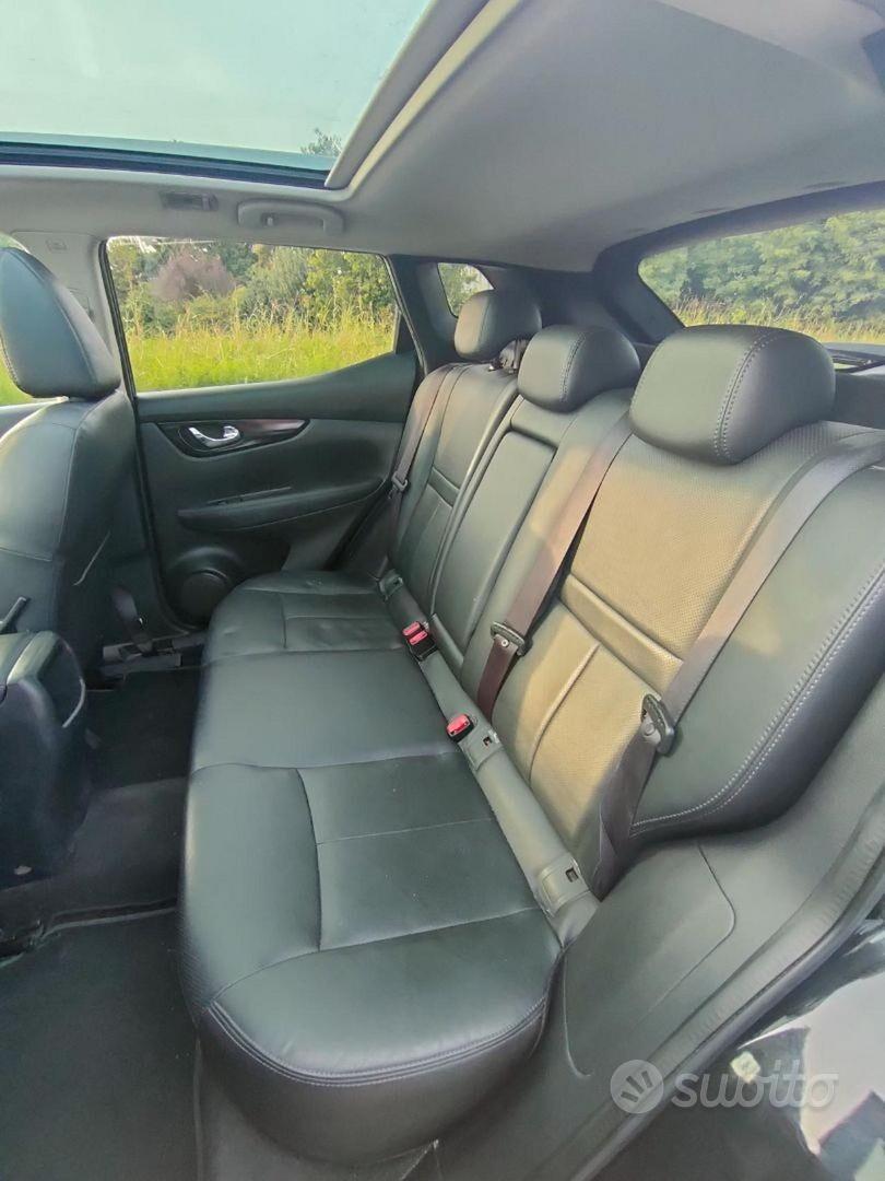 NISSAN Qashqai 1.6 dCi X-Tronic 2WD Black Editio