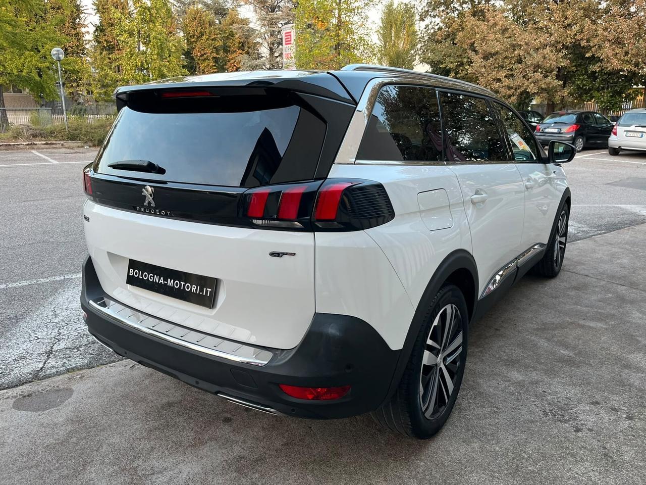 Peugeot 5008 BlueHDi 180 S&S EAT8 GT