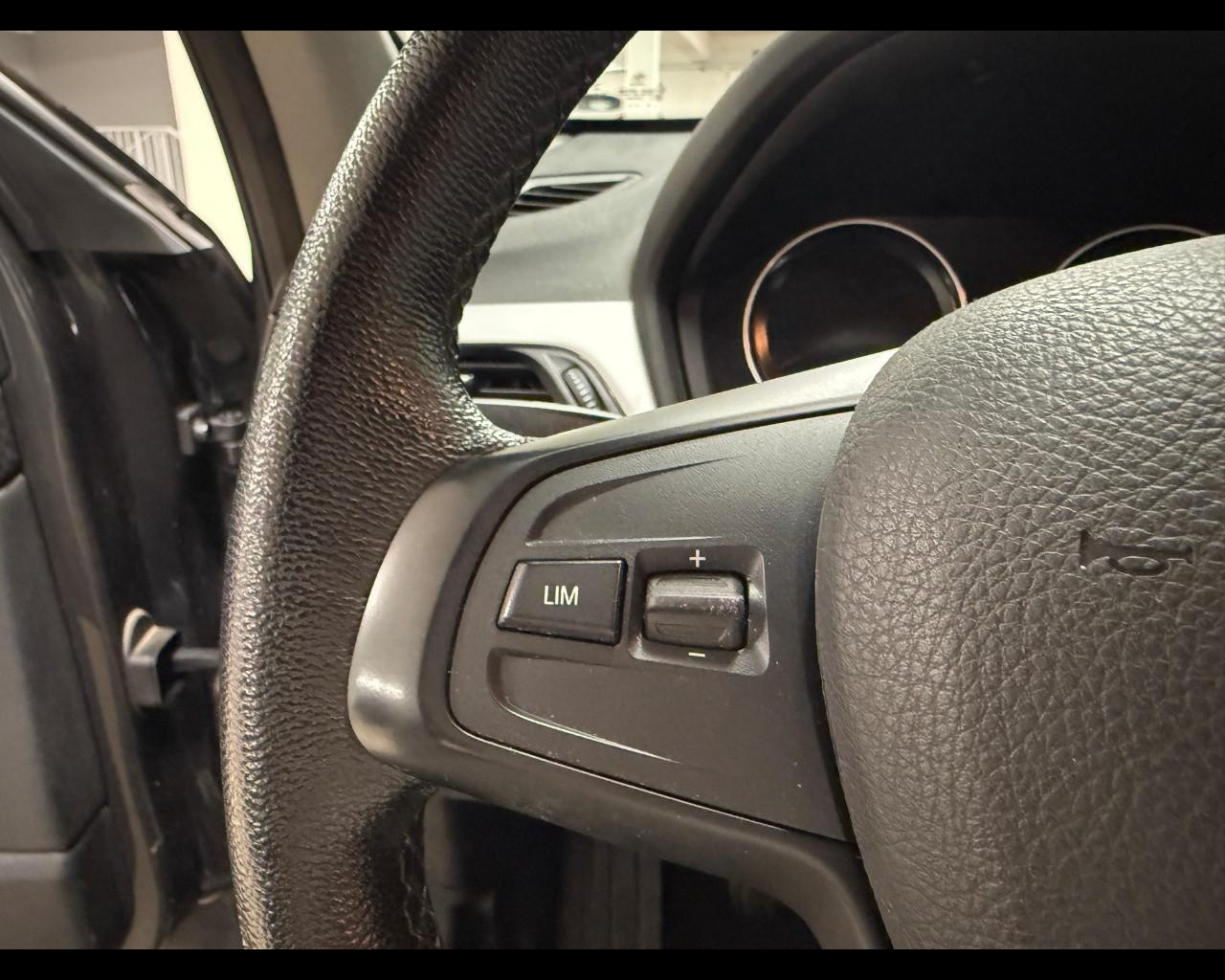 BMW X1 (F48) - X1 sDrive18i Advantage