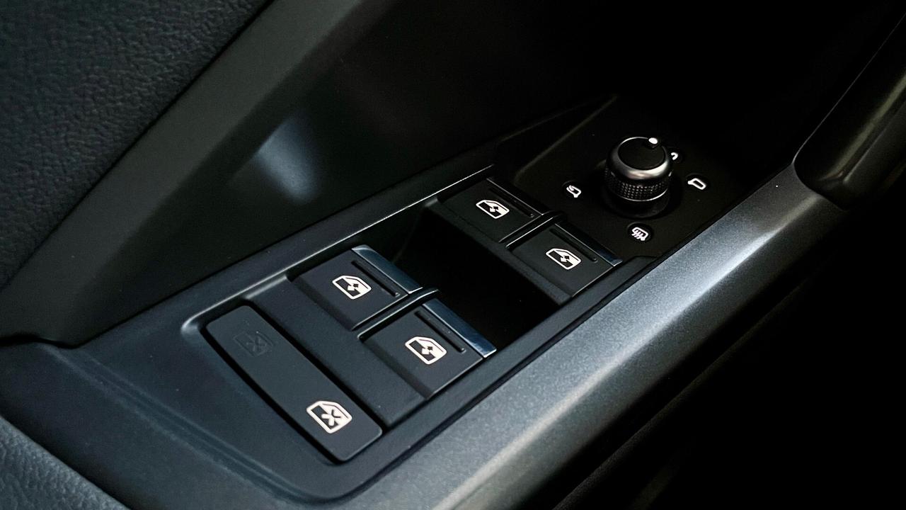 AUDI Q3 QUATTRO 40 2.0 S-LINE S-TRONIC TFSI 190 CV - VIRTUAL COCKPIT, TETTO, PACCHETTO LUCI