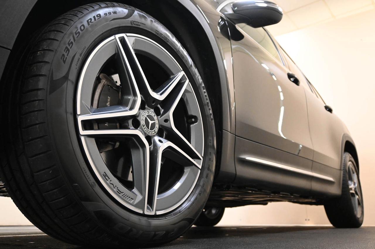 MERCEDES GLB (X247) GLB 200 d Automati...