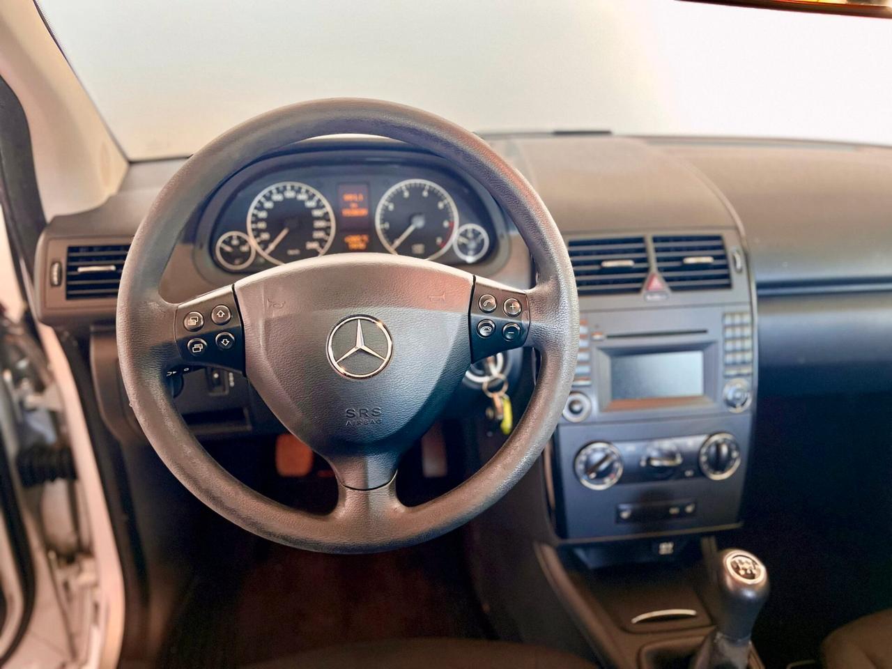 Mercedes-benz A 150 A 150 BlueEFFICIENCY Coupé Avantgarde