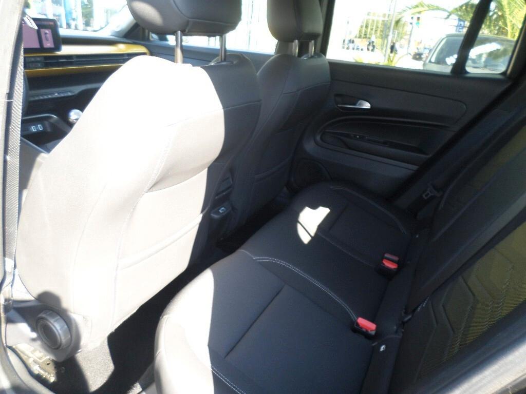 Jeep Avenger 1.2 Turbo 100 CV Summit