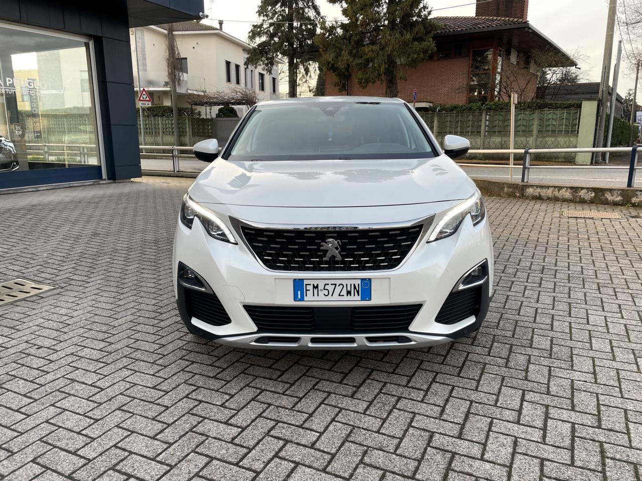 Peugeot 3008 BlueHDi 120 S&S Allure **54.900Km**