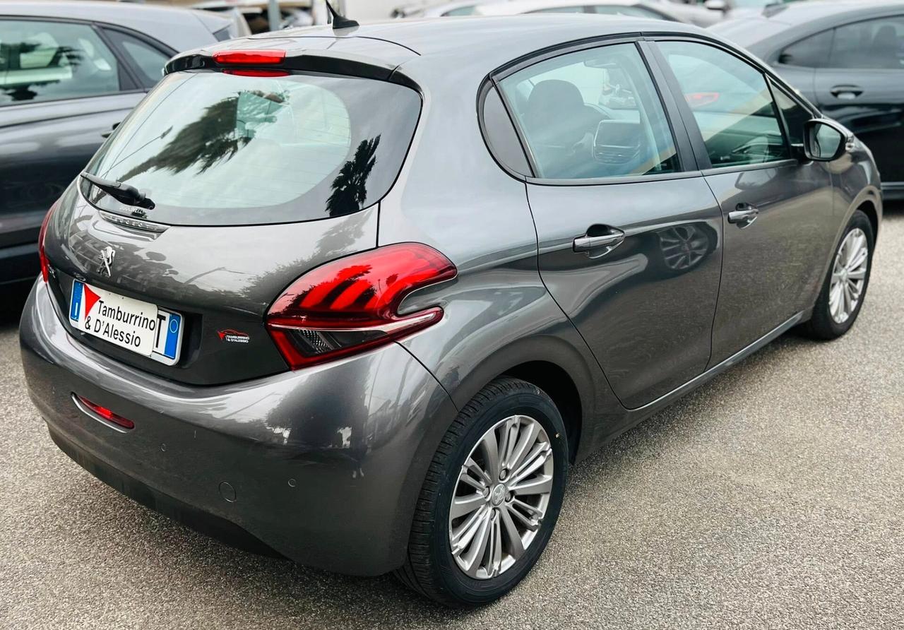 Peugeot 208 BlueHDi 100 S&S 5 porte Allure