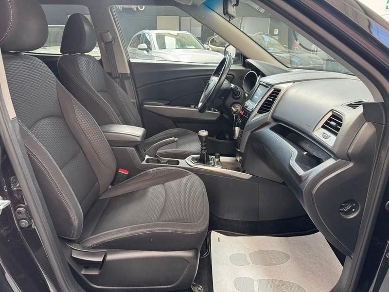SsangYong Tivoli Tivoli 1.6d Be Visual Hot awd auto