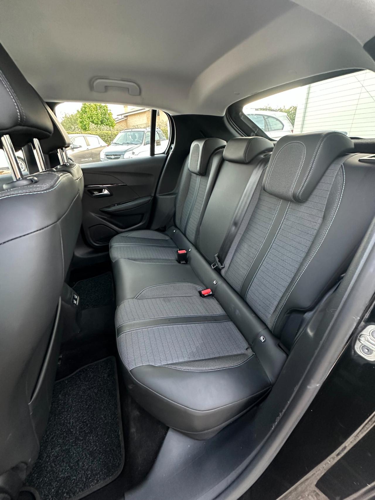 Peugeot 208 BlueHDi 100 S&S 5 porte Allure