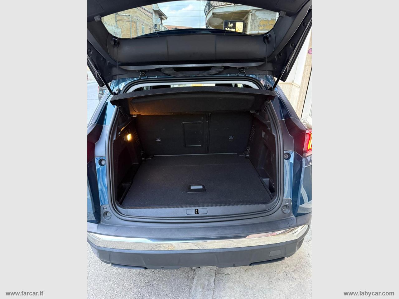 PEUGEOT 3008 BlueHDi 130 S&S EAT8 Allure Pack