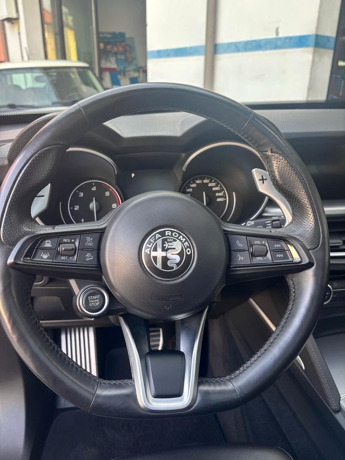 Alfa Romeo Stelvio 2.2 Turbodiesel 210 CV AT8 Q4 Veloce