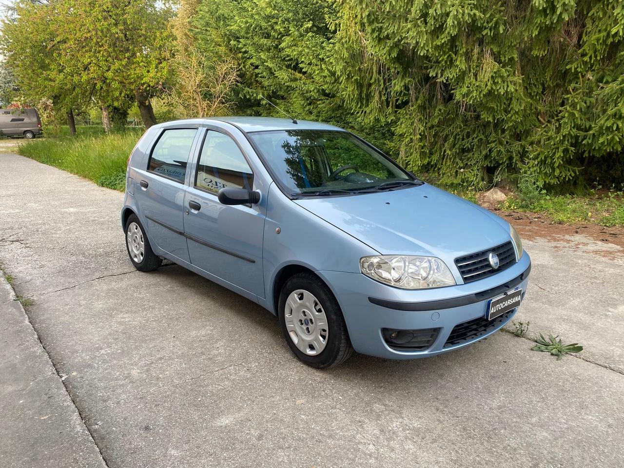 FIAT PUNTO 1.3 MJT AUTOCARRO MOLTO BELLA GUARDA