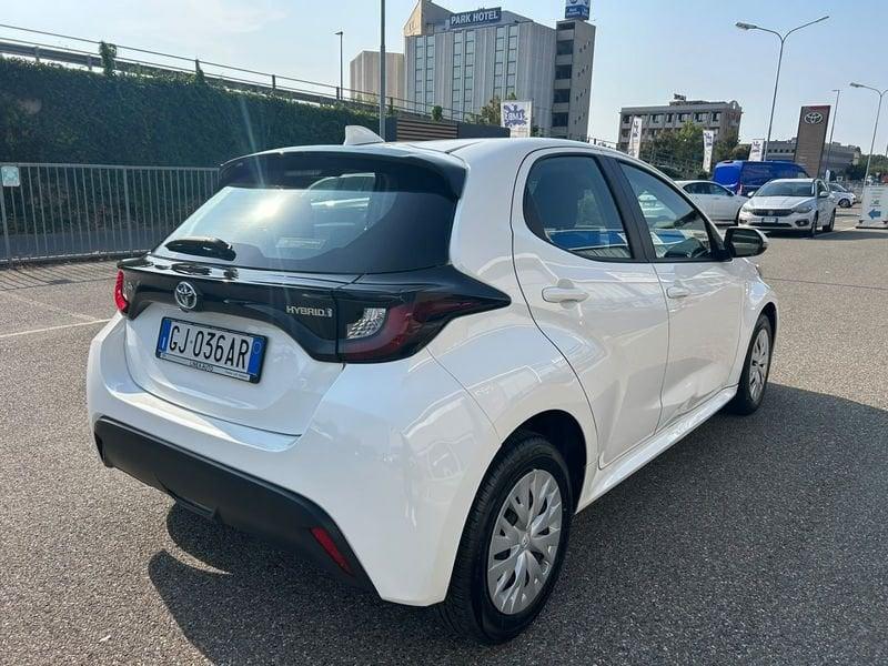 Toyota Yaris Hybrid Active MY21
