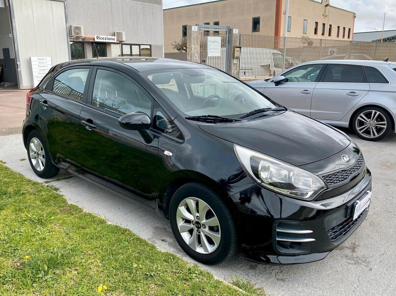 Rio 1.1 CRDi 75 CV 5p. Active Collection