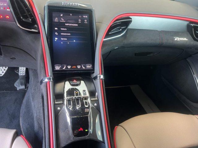 FERRARI Roma Roma