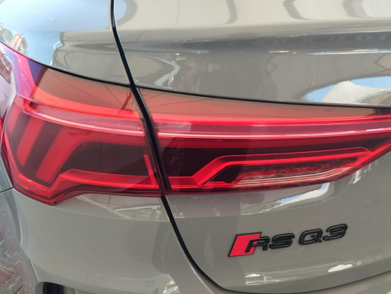 AUDI Q3 2019 Sportback - Q3 Sportback RS 2.5 quattro s-tronic