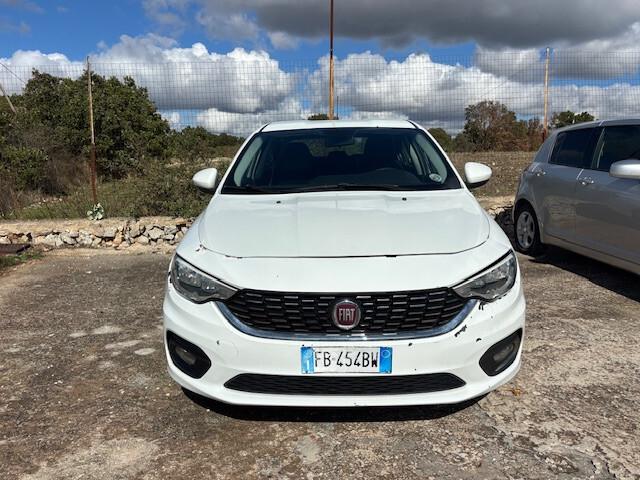 Fiat Tipo 1.3 MJET LOUNGE 2016
