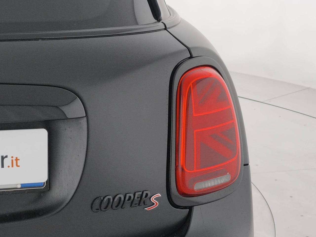 MINI Mini Cooper S Classic 5 Porte