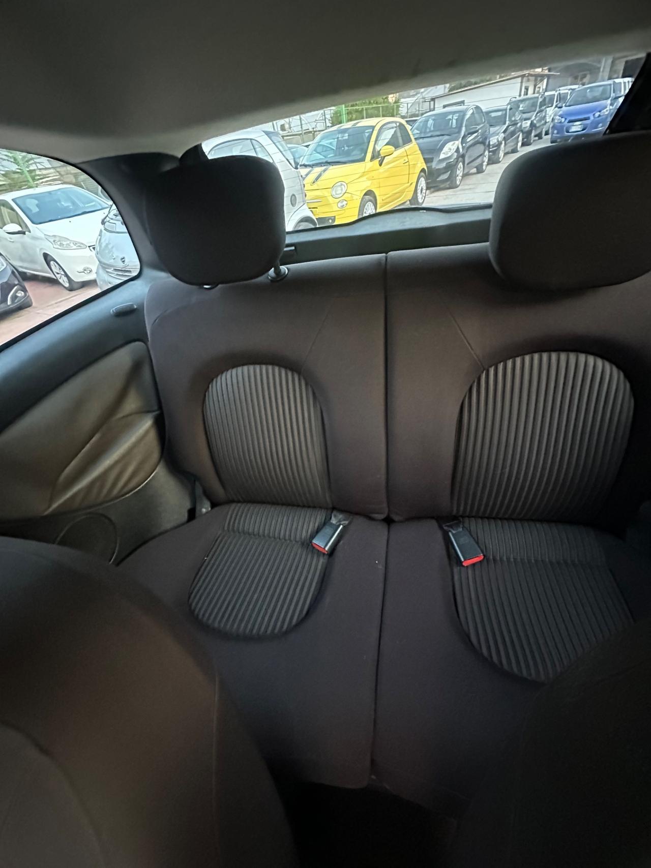 Lancia Ypsilon 1.4 Platino Ecochic GPL
