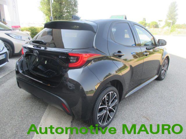 TOYOTA Yaris 1.5 Hybrid 5 porte Icon - NEOPATENTATI