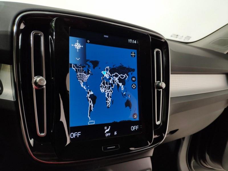 VOLVO Xc40 T2 Geartronic Momentum Pro