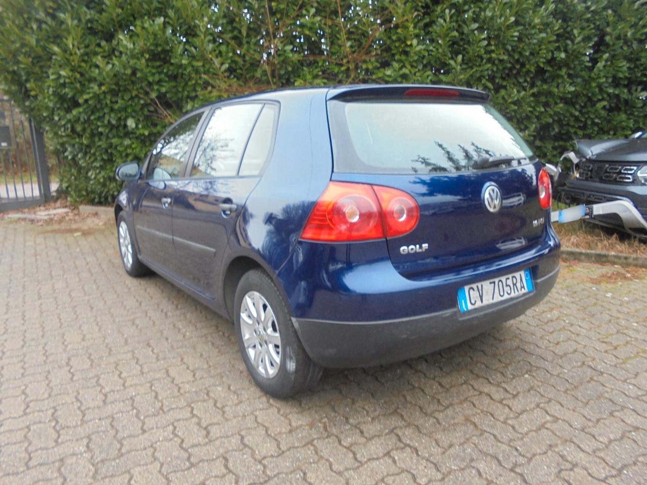 Volkswagen Golf 1.6 16V FSI 5p. Comfortline