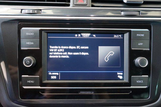 VOLKSWAGEN Tiguan 2.0 TDI 150 CV SCR DSG Life Pari al Nuovo