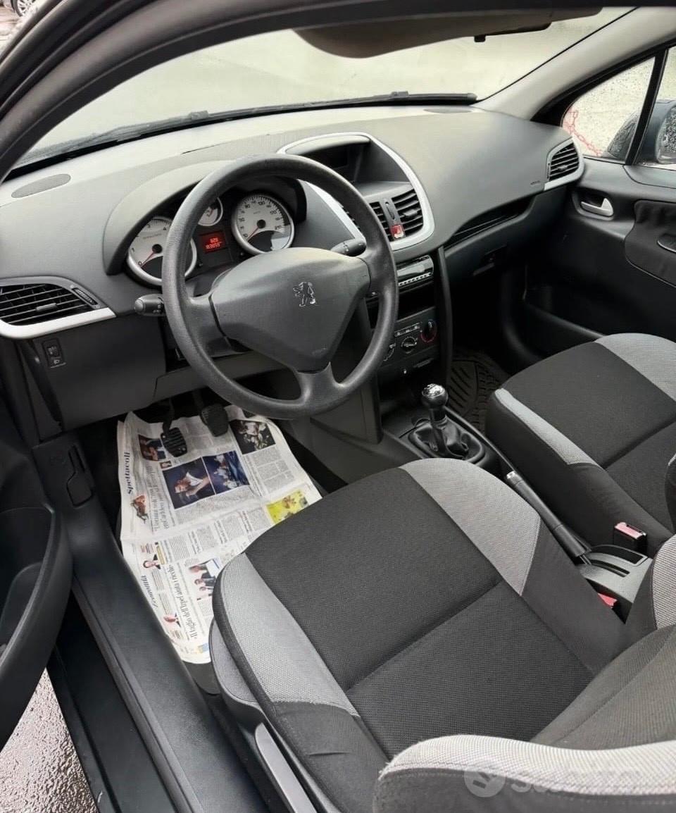 Peugeot 207 1.4 HDi 70CV 5p. XS