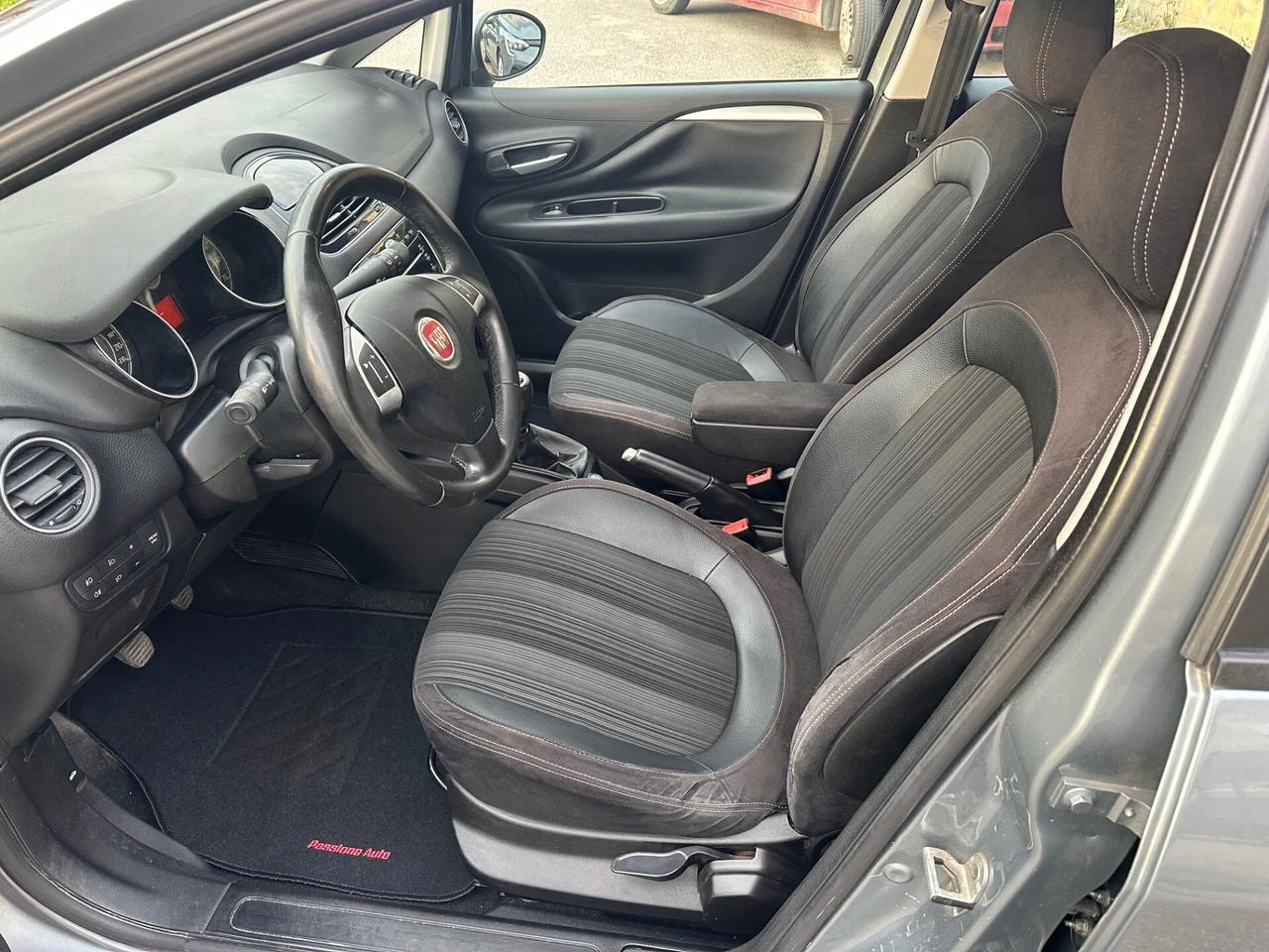 Fiat Punto Evo 1.3 Mjt 90 CV 5 porte Emotion ok neo patentati