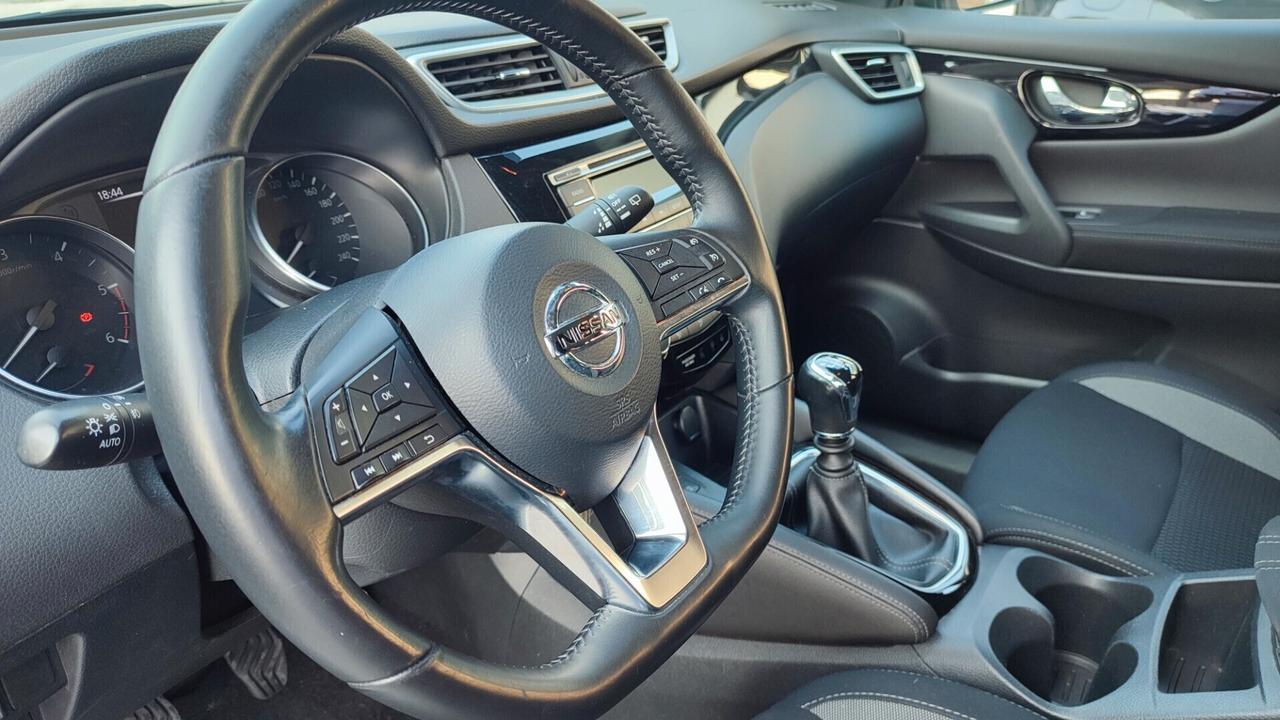 Nissan Qashqai Autocarro 5 posti