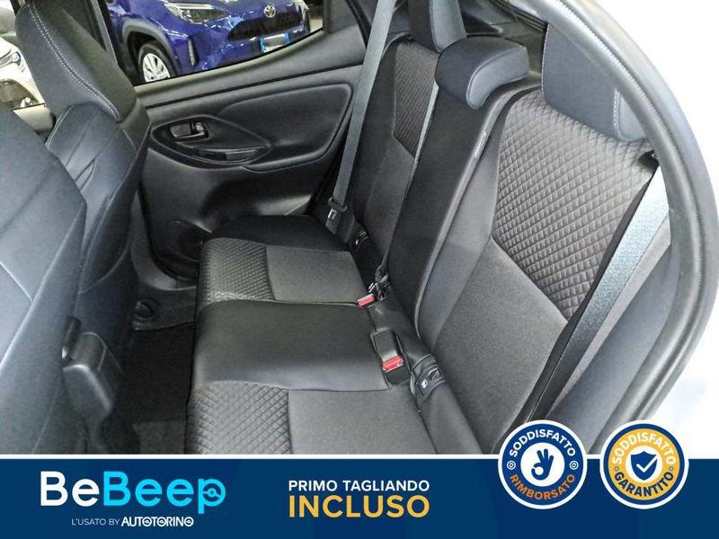 Toyota Yaris 1.5H 130 LOUNGE