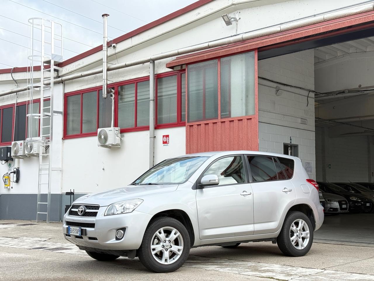 Toyota RAV 4 RAV4 2.2 D-4D 150 CV DPF 4X4