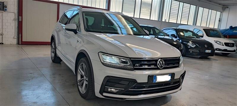 Volkswagen Tiguan 2.0 TDI DSG 4MOTION R-LINE